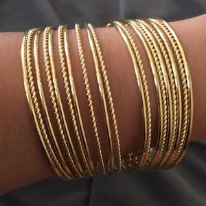 Gold Flair bracelet 🤩